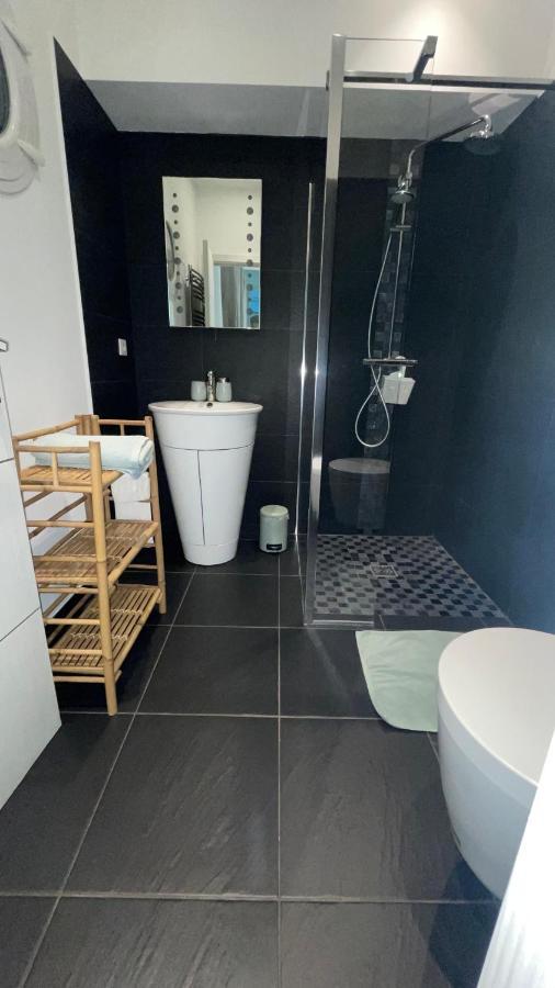 Chambre Luxe Dans Villa De Standing Avec Piscine, Acces Discret Et Independant, Terrasse Arboree Et Parking Prive La Valette-du-Var Zewnętrze zdjęcie