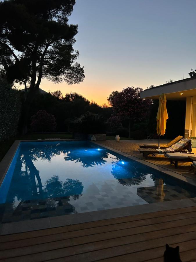 Chambre Luxe Dans Villa De Standing Avec Piscine, Acces Discret Et Independant, Terrasse Arboree Et Parking Prive La Valette-du-Var Zewnętrze zdjęcie